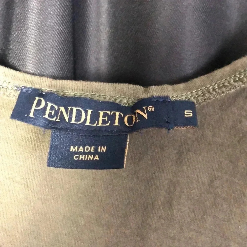 Pendleton Army Green Tank - Picture 3 of 3